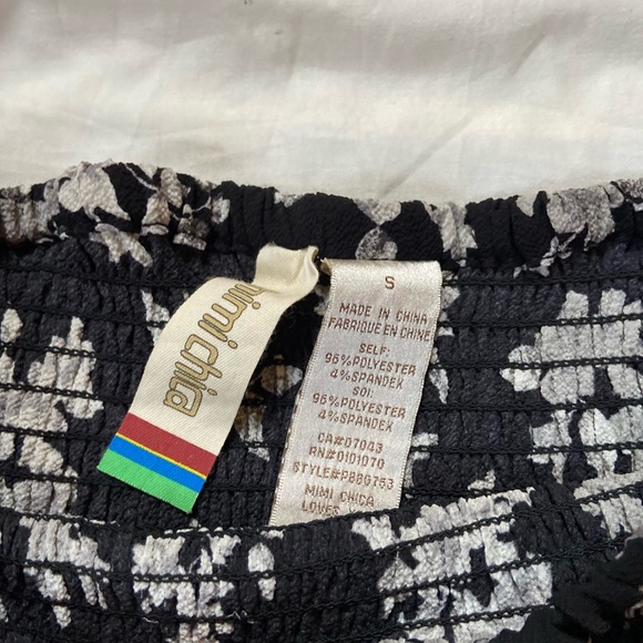 Floral Romper - Picture 2 of 5